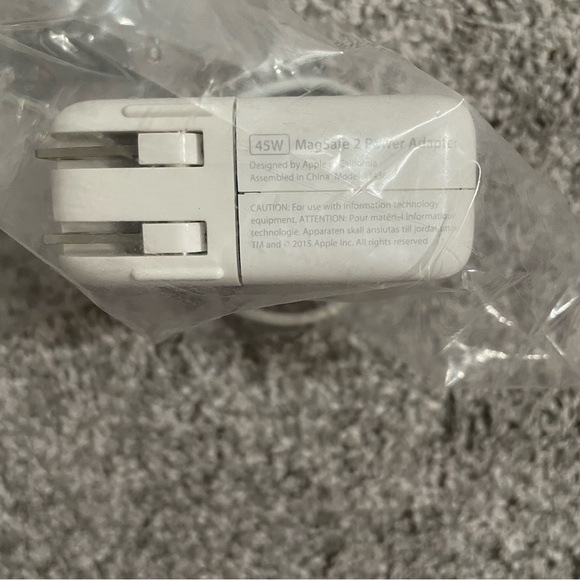 New In Package Apple 45W MagSafe 2 Power Adapter - A1436 - Picture 2 of 6